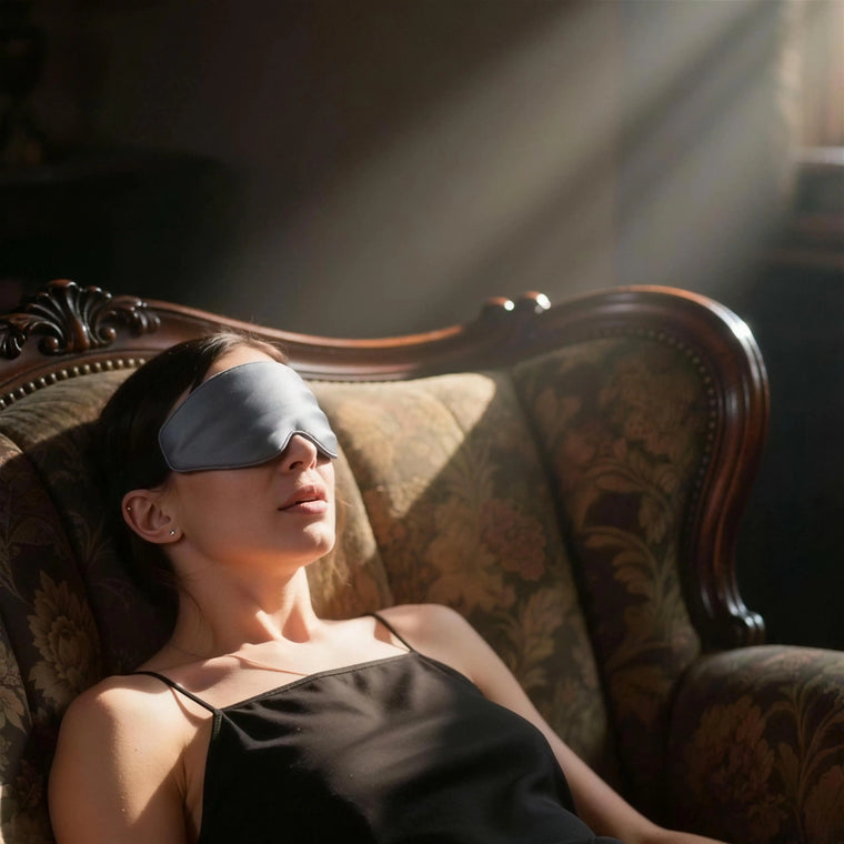 Somnicore heated eye mask front view